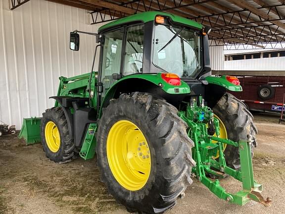 Image of John Deere 6115M equipment image 2