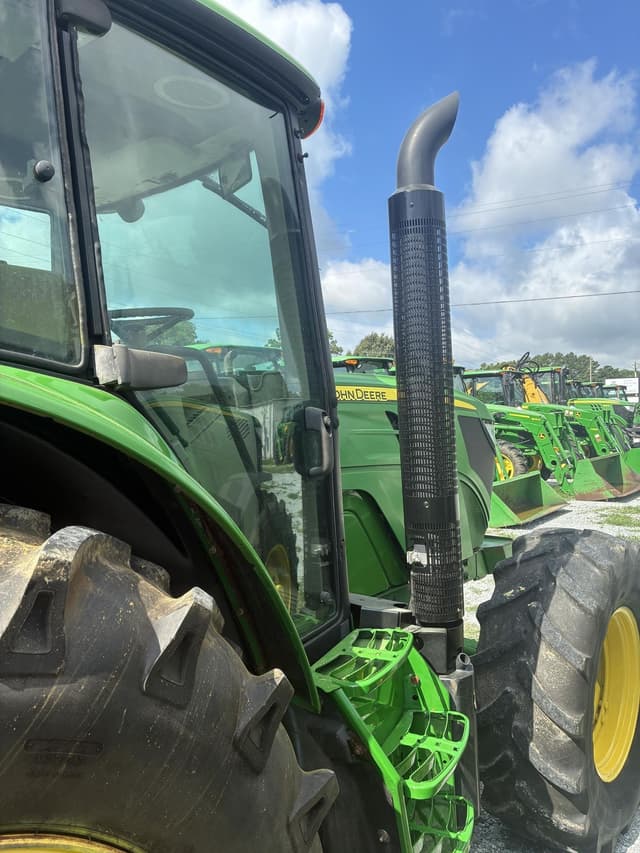 Image of John Deere 6115M equipment image 4