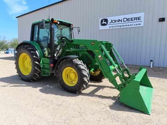 Image of John Deere 6115M equipment image 4