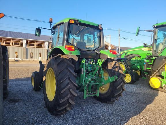 Image of John Deere 6115M equipment image 3