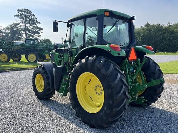 Image of John Deere 6115M equipment image 1