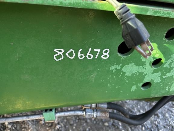 Image of John Deere 6115M equipment image 2