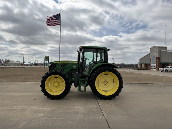 2014 John Deere 6115M Equipment Image0