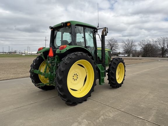 Image of John Deere 6115M equipment image 3