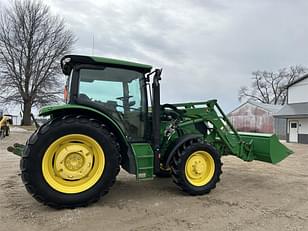 Main image John Deere 6115R 8