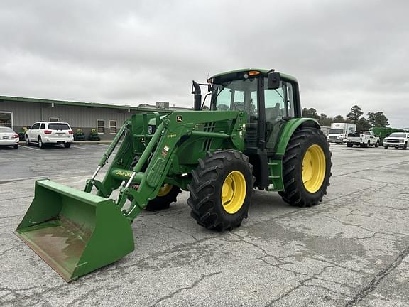 Image of John Deere 6125M equipment image 1