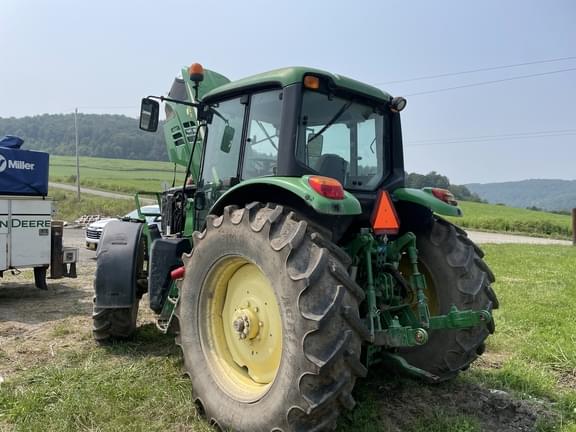 Image of John Deere 6125M equipment image 4