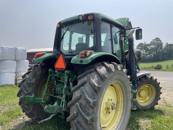 2014 John Deere 6125M Equipment Image0