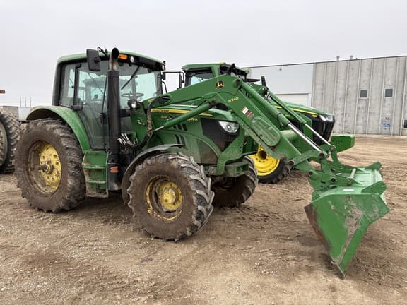 Image of John Deere 6125M equipment image 1