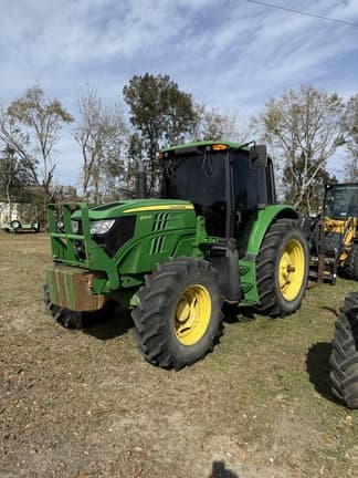 Image of John Deere 6125M equipment image 1