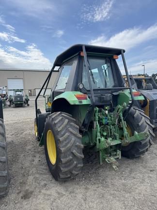 Image of John Deere 6125M equipment image 4