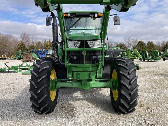 Image of John Deere 6125M equipment image 3