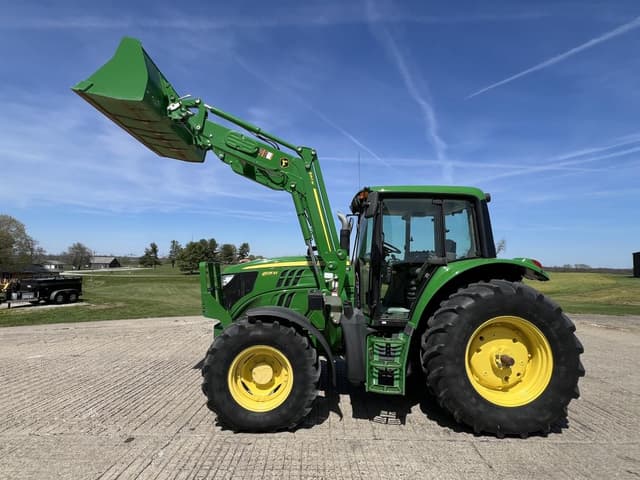 Image of John Deere 6125M equipment image 4