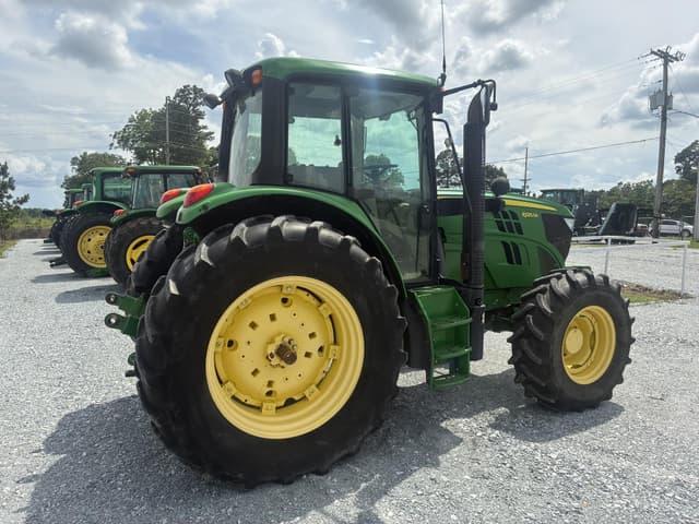 Image of John Deere 6125M equipment image 4