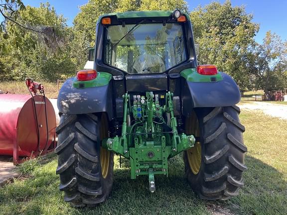 Image of John Deere 6125M equipment image 4