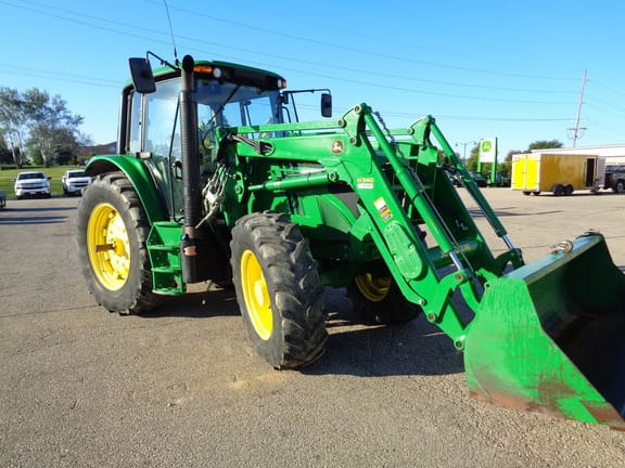 Main image John Deere 6125M
