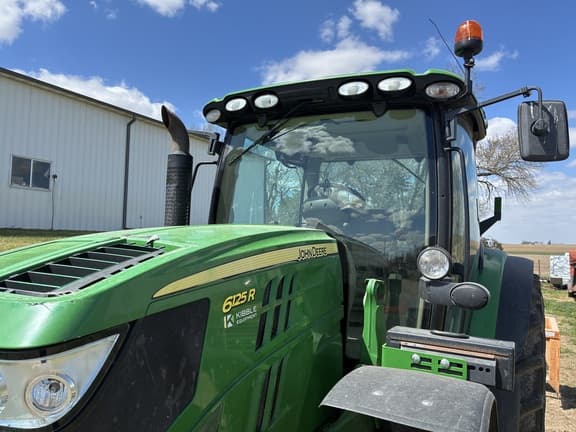 Image of John Deere 6125R equipment image 4