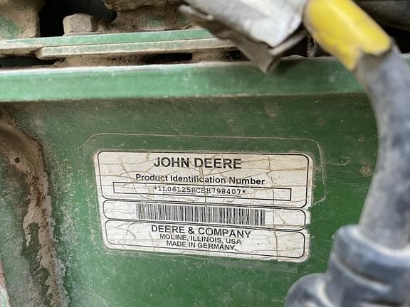 Image of John Deere 6125R equipment image 3