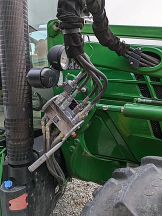 Image of John Deere 6125R equipment image 3