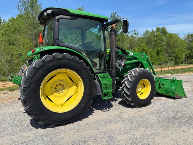 Image of John Deere 6125R equipment image 1