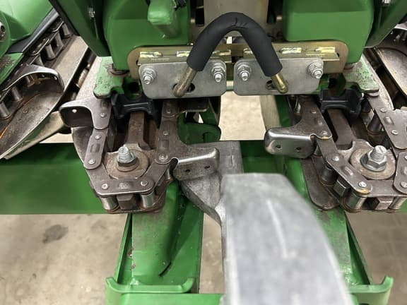 Image of John Deere 612C equipment image 3