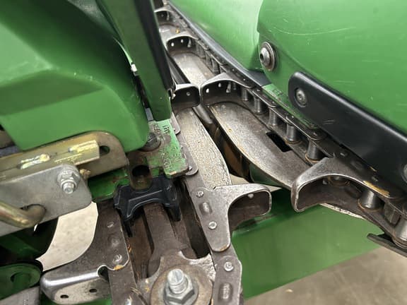 Image of John Deere 612C equipment image 4