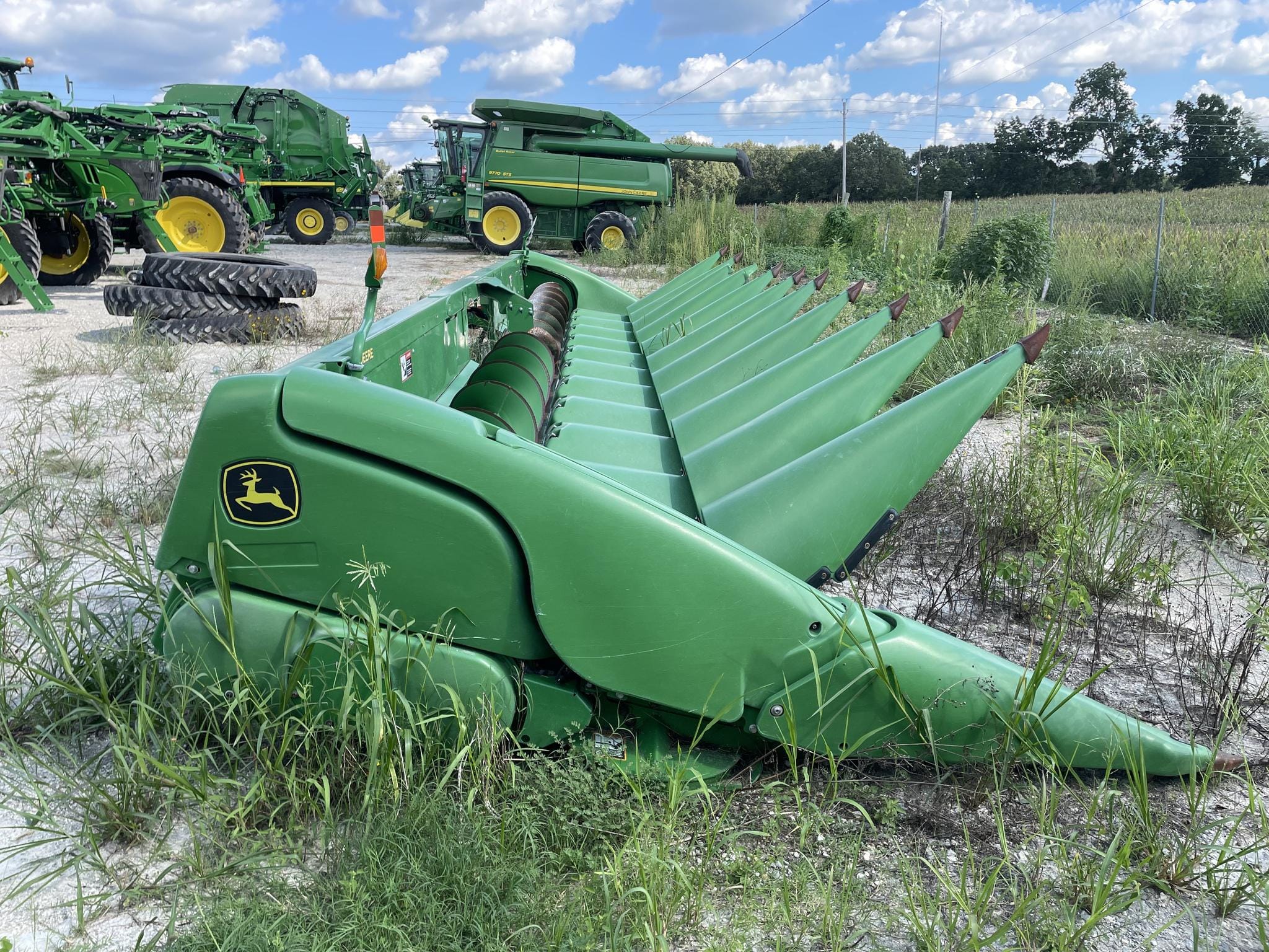 Main image John Deere 612C