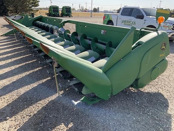 Image of John Deere 612C equipment image 4