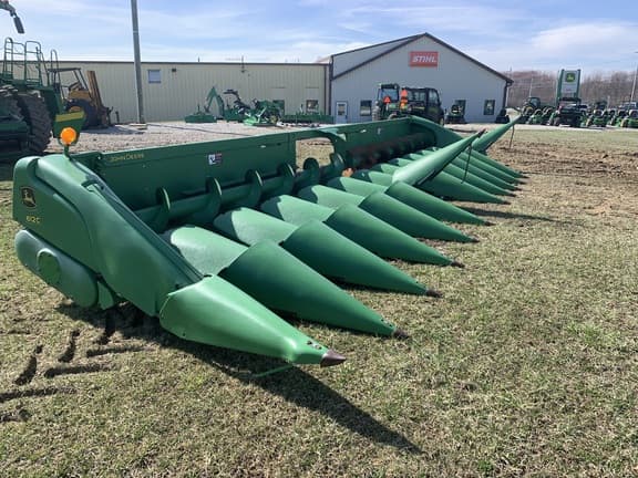 Image of John Deere 612C equipment image 1