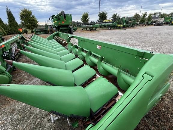 Image of John Deere 612C Primary image