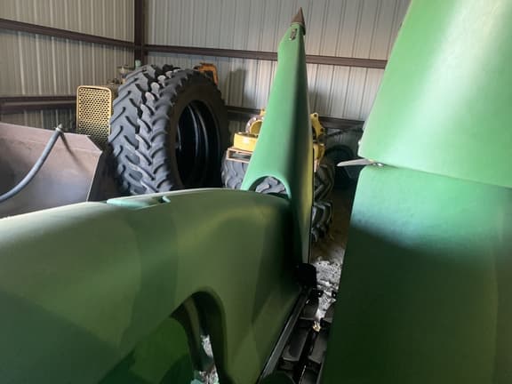 Image of John Deere 612C equipment image 4