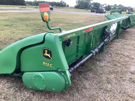 Image of John Deere 612C equipment image 3