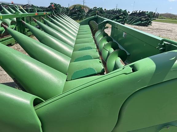 Image of John Deere 612C equipment image 2