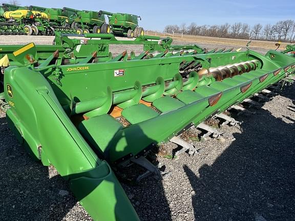 Image of John Deere 612C equipment image 4