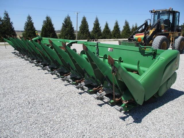 Main image John Deere 612C