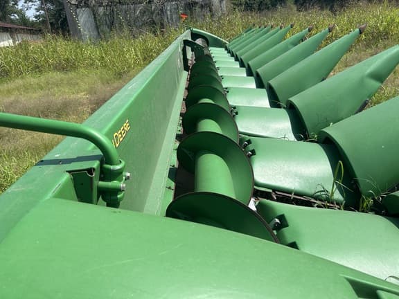 Image of John Deere 612C equipment image 3
