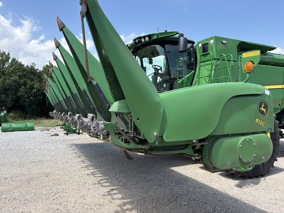 2014 John Deere 612C Equipment Image0