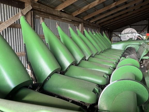 Image of John Deere 612C equipment image 4