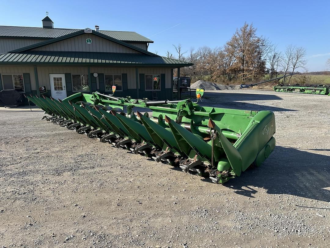 Image of John Deere 612FC Primary image