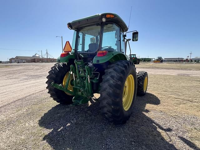 Image of John Deere 6130D equipment image 3