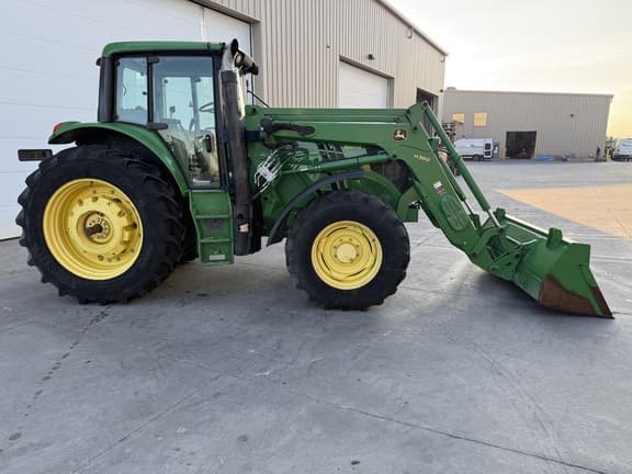 Image of John Deere 6140M equipment image 1