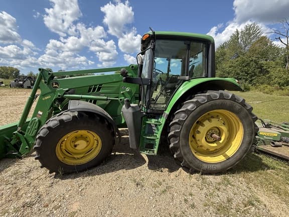 Image of John Deere 6140M equipment image 2