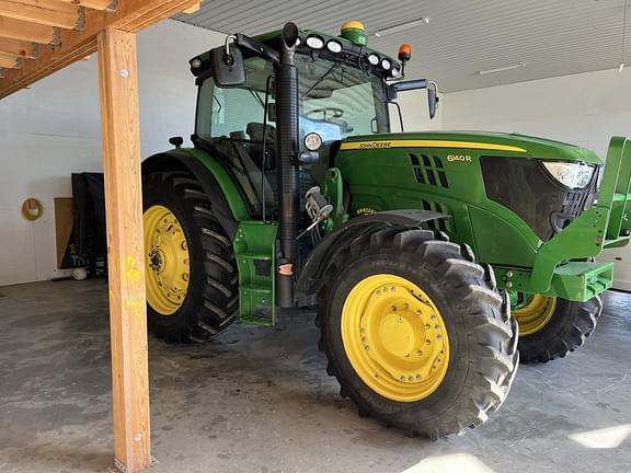 Image of John Deere 6140R equipment image 1