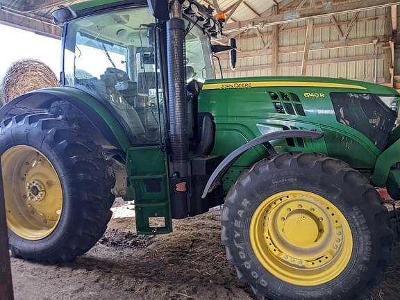 Image of John Deere 6140R equipment image 1