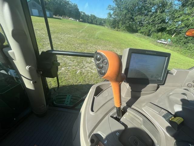 Image of John Deere 6140R equipment image 2