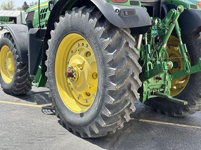 Image of John Deere 6140R equipment image 4