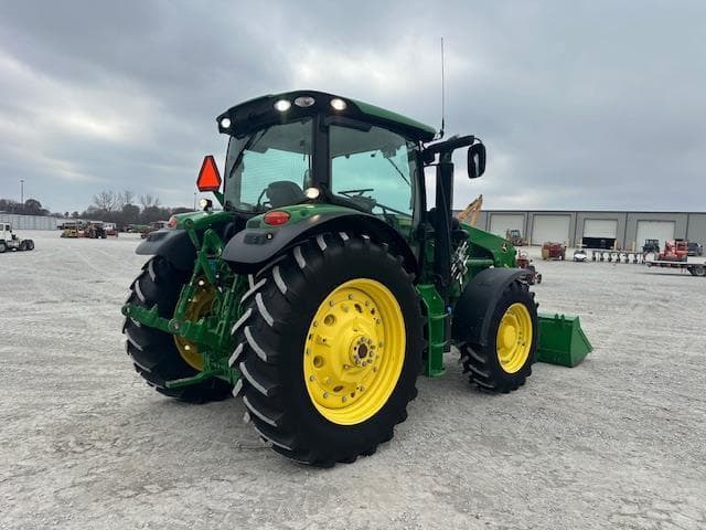 Image of John Deere 6140R equipment image 4