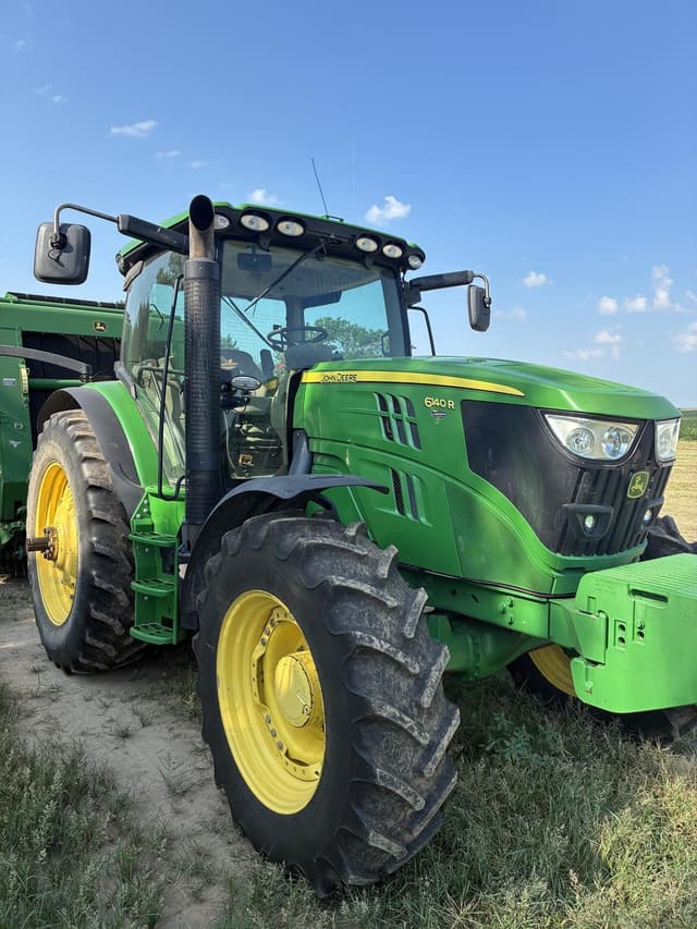 Image of John Deere 6140R equipment image 2