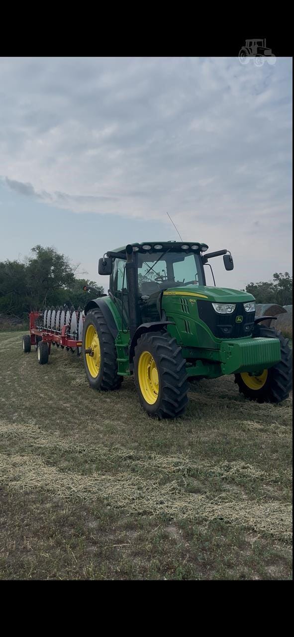 2014 John Deere 6140R Equipment Image0