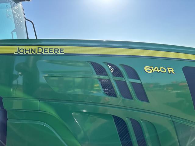 Image of John Deere 6140R equipment image 3